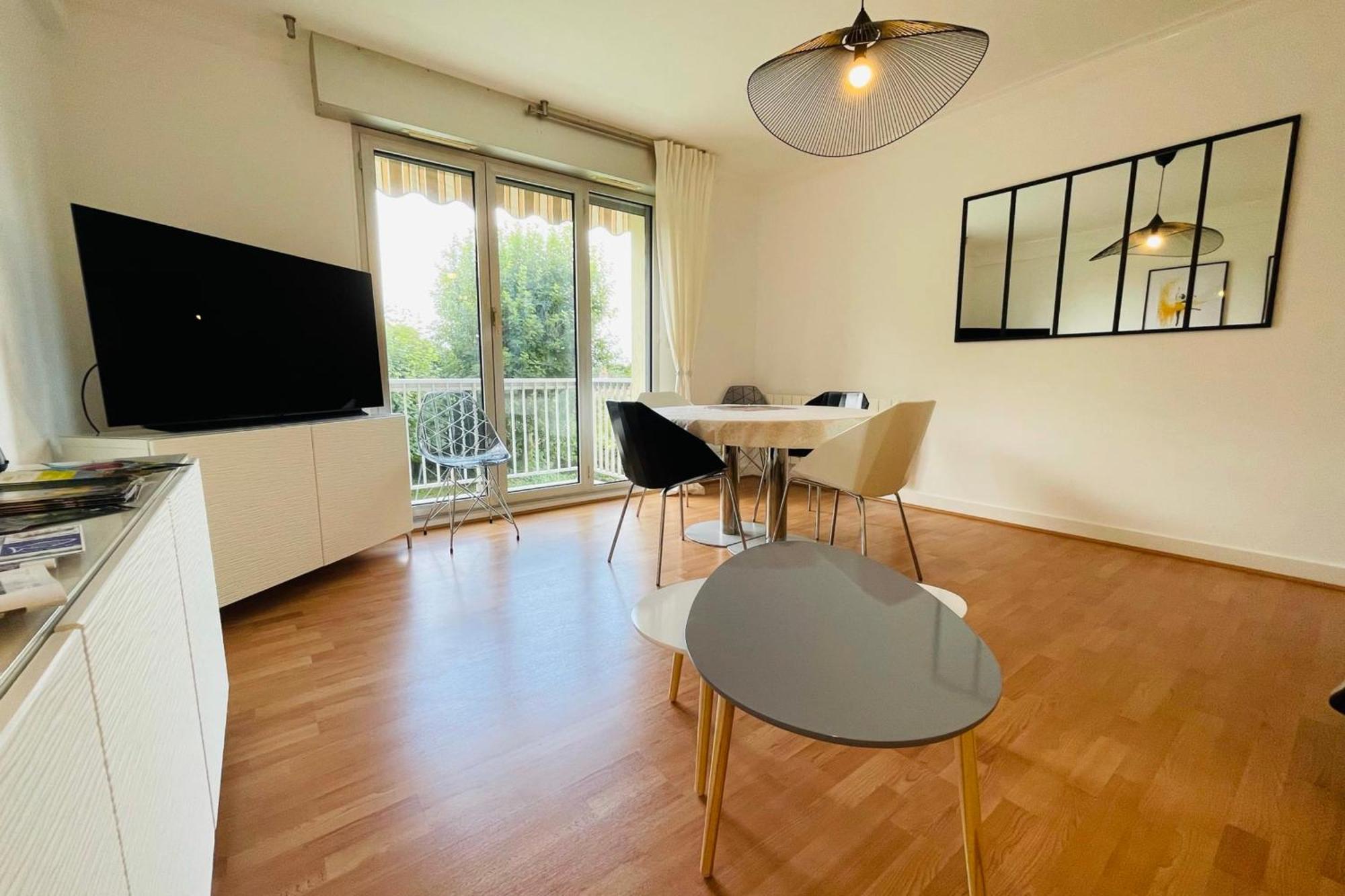 La Belle Ferronniere Appartement Avec Environnement Paisible Amboise Buitenkant foto